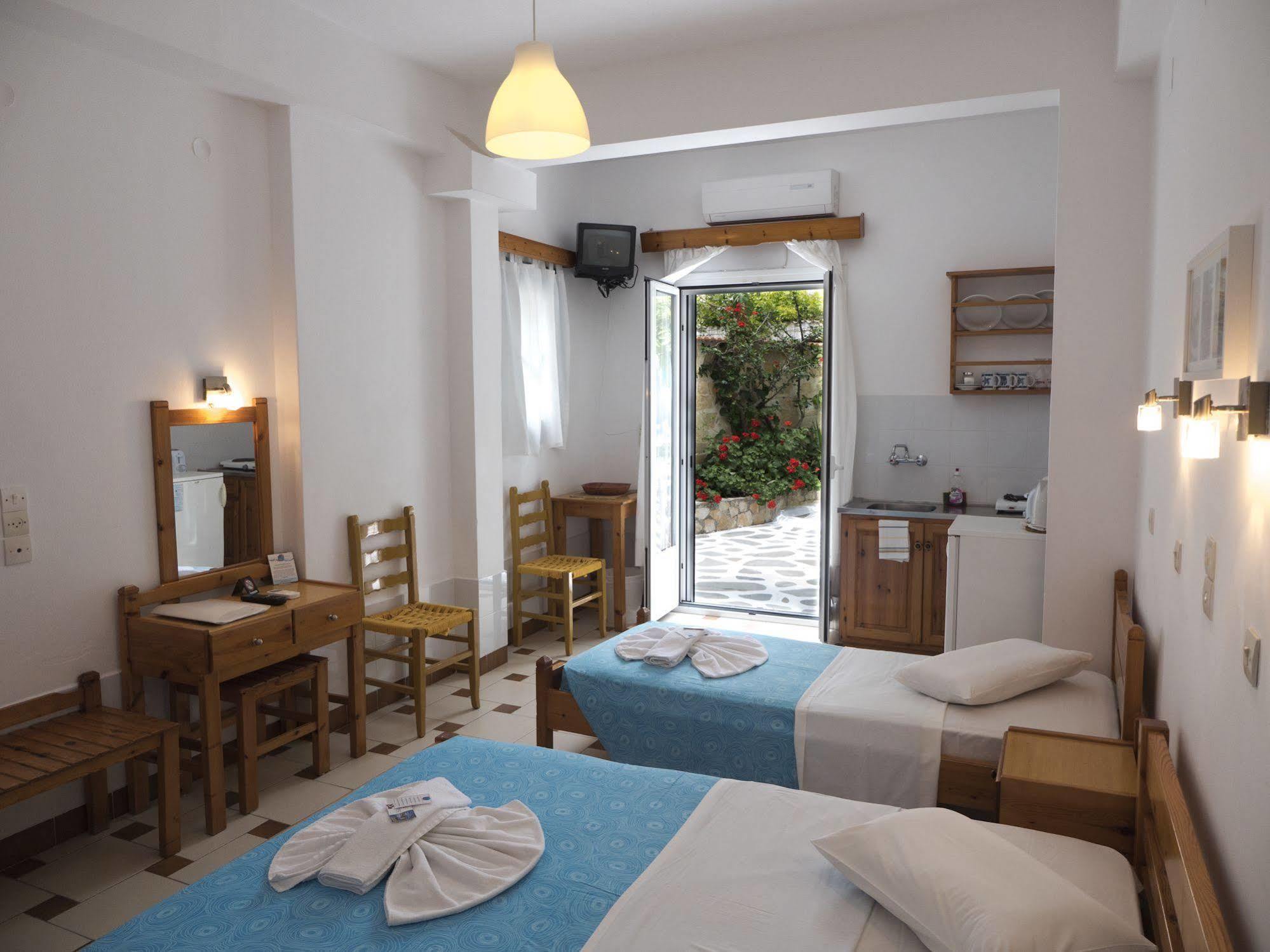 La Selini Hotel ปาริเกีย ภายนอก รูปภาพ